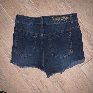 Indigo Rein dark jean shorts!